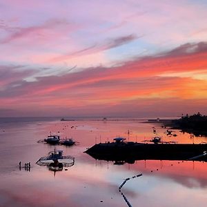 Sugarsea Inn & Dive Shop
